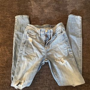 Mid rise hollister jeans size unknown